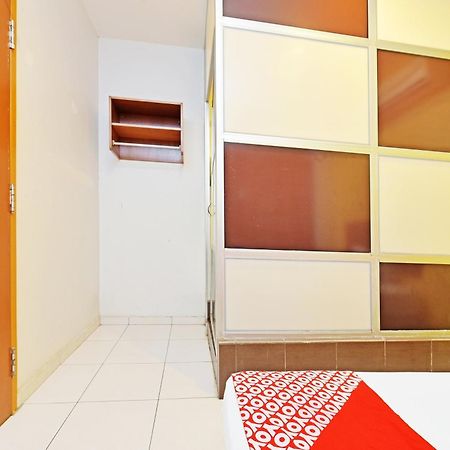 Oyo 582 Hotel Walk Inn Kampong Pasir Puteh  Dış mekan fotoğraf