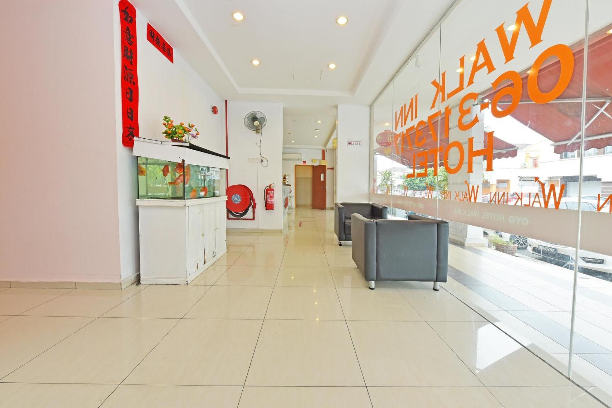 Oyo 582 Hotel Walk Inn Kampong Pasir Puteh  Dış mekan fotoğraf